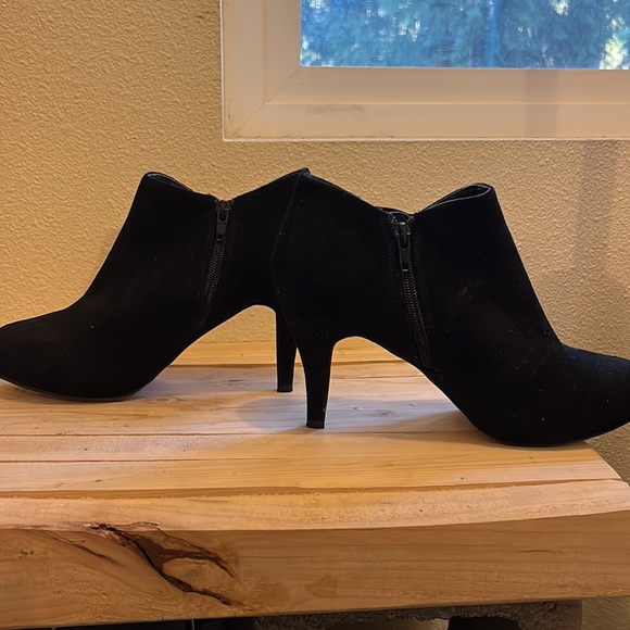 Madden Girl heels Black suede - Picture 3 of 5